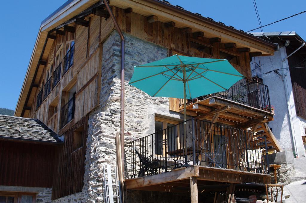 Appartement Dans Chalet De Montagne Bozel Zimmer foto